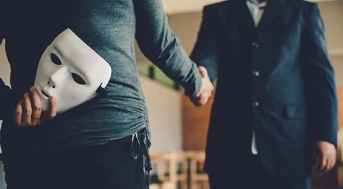 وکیل شیراز کلاهبرداری
