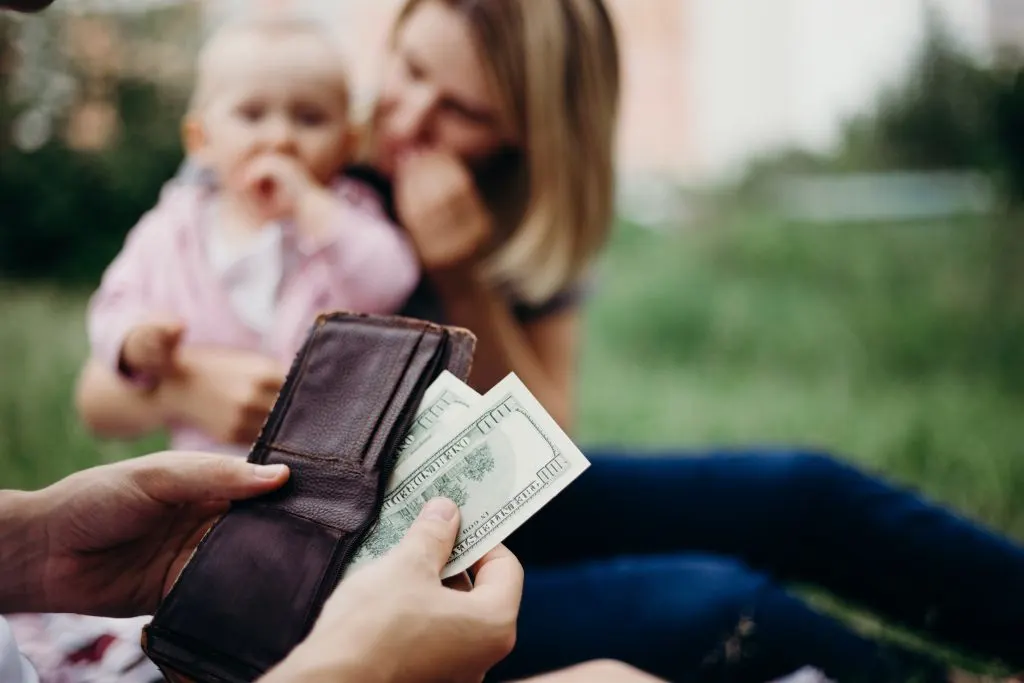 وکیل شیراز اجرت المثل