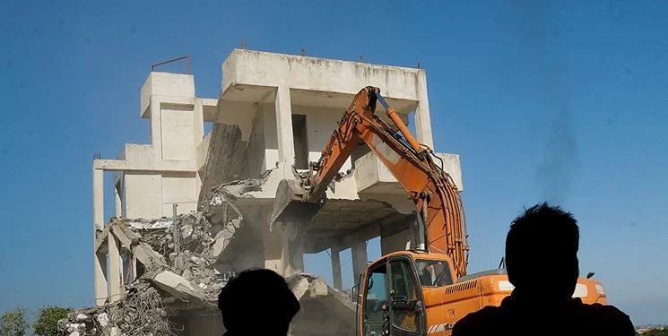 وکیل کمیسیون ماده ۱۰۰ شهرداری